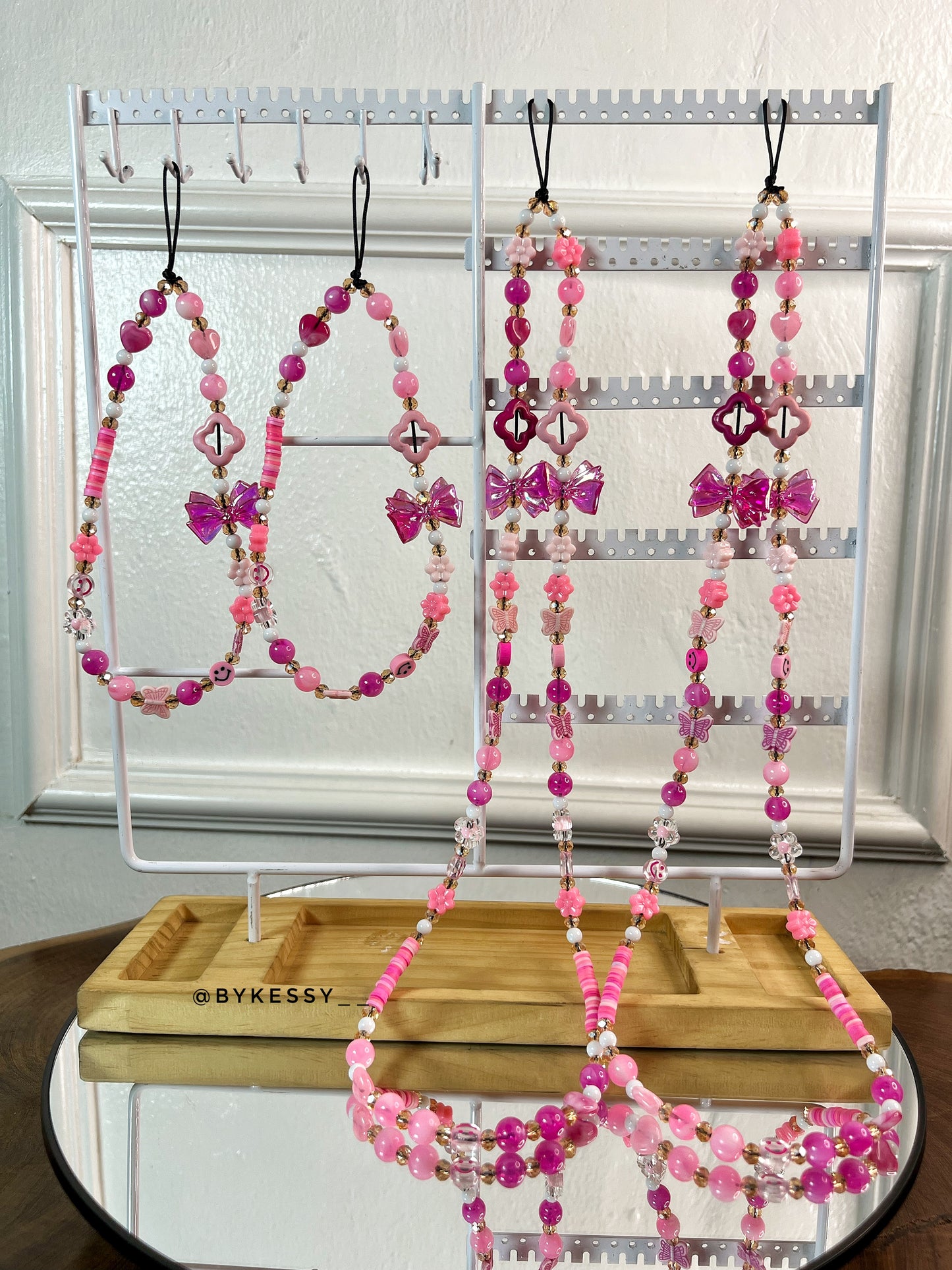 Wholesale Beaded Phone Straps & Lanyards – Handmade Cute & Trendy Aesthetic Phone Charms in Pink, Purple, Blue, Black & Multi-Color for iPhone, Samsung & Android