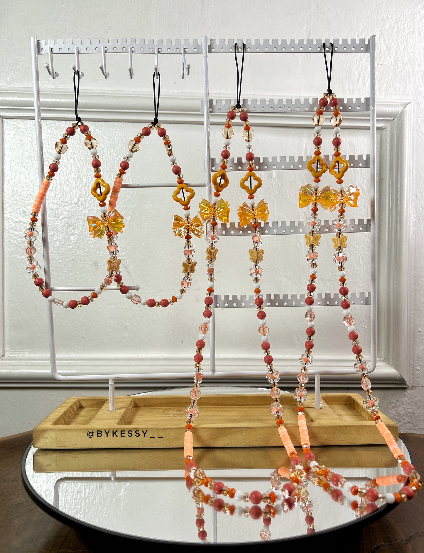 Wholesale Beaded Phone Straps & Lanyards – Handmade Cute & Trendy Aesthetic Phone Charms in Pink, Purple, Blue, Black & Multi-Color for iPhone, Samsung & Android